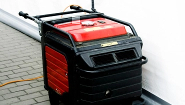 Ever wonder if it's cheaper to run a generator than it is to power your home from the grid? Mr. Electric crunched the numbers of the cost of running a generator. Learn more.